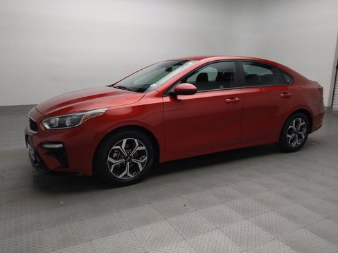 Used 2020 Kia Forte LXS image 2