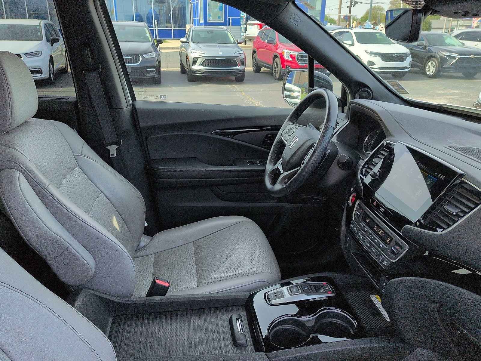 Used 2023 Honda Passport Elite image 10