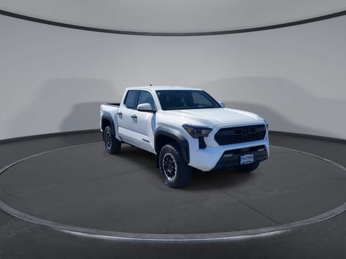 New 2026 Toyota Tacoma TRD Off-Road AWD/4WD image 3