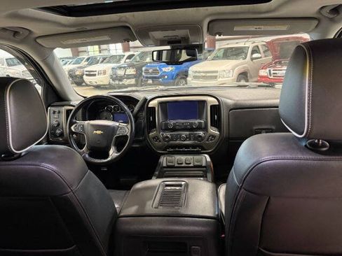 Used 2017 Chevrolet Silverado 1500 High Country AWD/4WD image 17