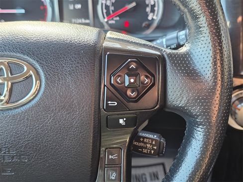 Used 2023 Toyota 4Runner TRD Off-Road Premium image 23