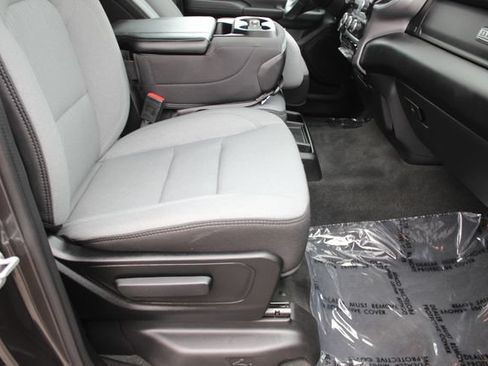 Used 2023 RAM 1500 Big Horn AWD/4WD image 32