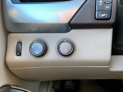 Used 2020 Chevrolet Tahoe LT image 28