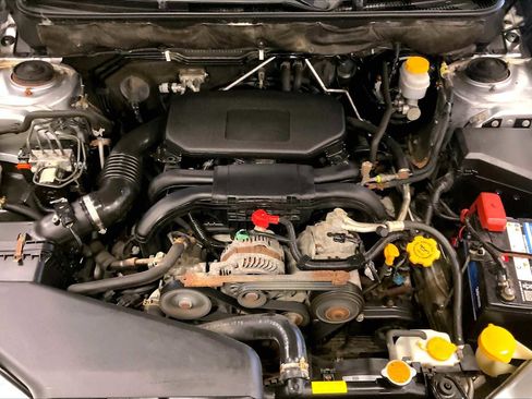 Used 2012 Subaru Outback 2.5i Premium w/ All-Weather Pkg image 29