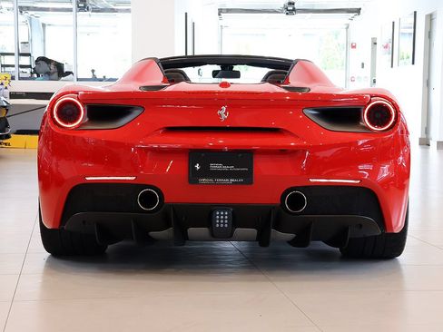 Certified 2018 Ferrari 488 Spider RWD image 49