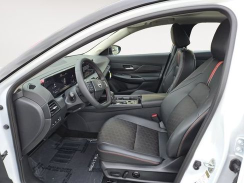 New 2026 Nissan Sentra SR w/ SR Premium Package FWD image 14