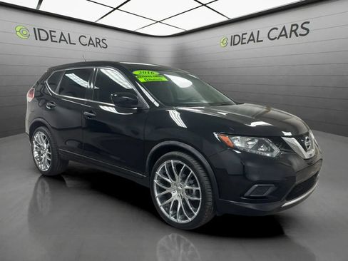 Used 2016 Nissan Rogue S FWD image 3