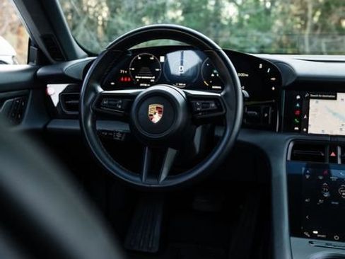Used 2022 Porsche Taycan image 79