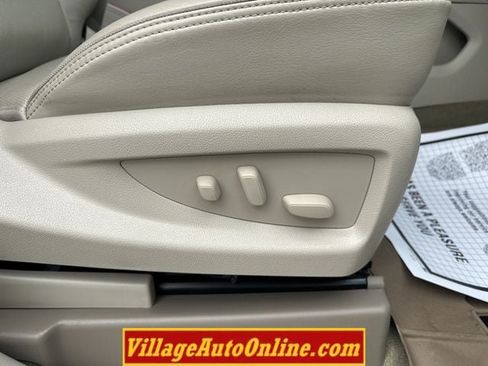 Used 2018 GMC Yukon Denali w/ Open Road Package AWD/4WD image 49