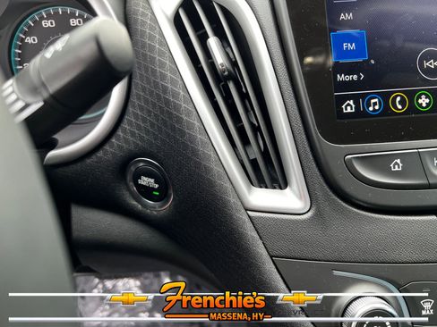 Used 2024 Chevrolet Malibu RS FWD image 15