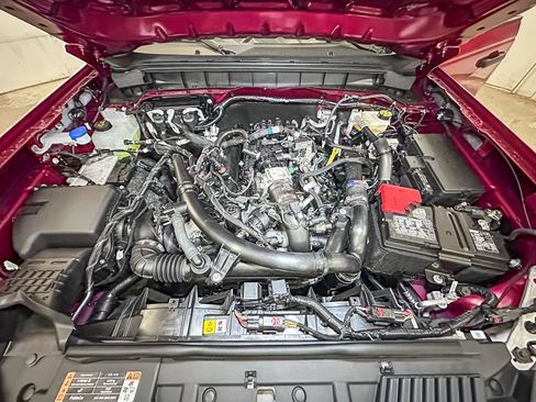 New 2025 Ford Bronco Badlands image 42