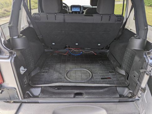 Used 2017 Jeep Wrangler Unlimited Sport w/ Quick Order Package 24S image 24