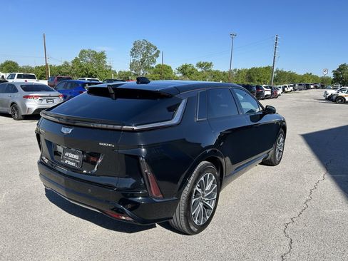 Used 2024 Cadillac Lyriq Sport AWD/4WD image 5