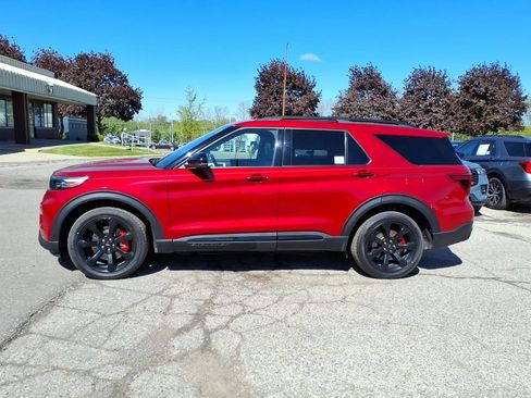 Certified 2023 Ford Explorer ST w/ Equipment Group 401A AWD/4WD image 2