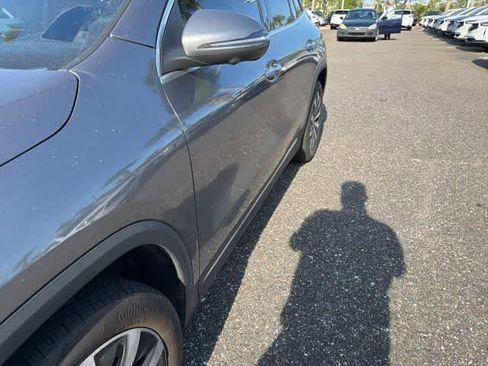 Used 2023 Mercedes-Benz GLA 250 w/ Premium Package image 17