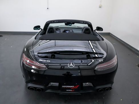 Used 2021 Mercedes-Benz AMG GT Roadster image 11