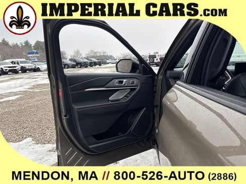 New 2026 Ford Explorer ST w/ Sun And Sound Package image 14