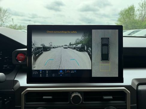 Used 2025 Toyota Tacoma TRD Sport w/ TRD Sport Premium Package image 41