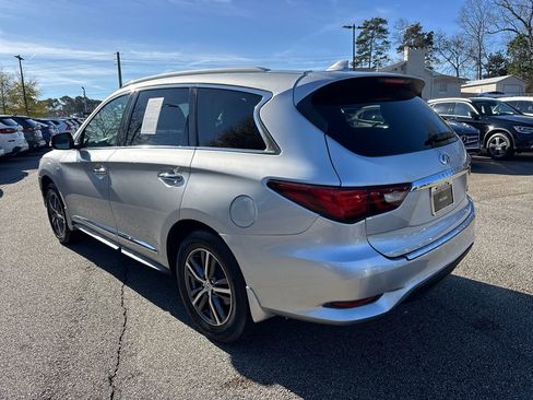 Used 2019 INFINITI QX60 Luxe w/ Essential Package image 5