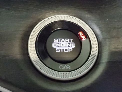 Used 2022 Jeep Grand Cherokee L Limited image 31