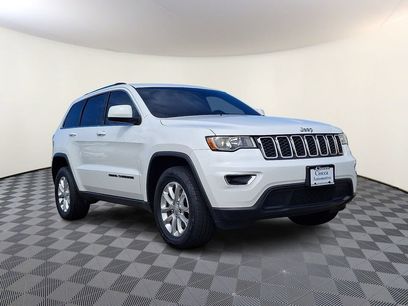 Used 2021 Jeep Grand Cherokee Laredo