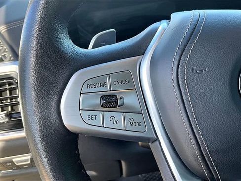 Used 2023 BMW X7 xDrive40i w/ Premium Package image 20