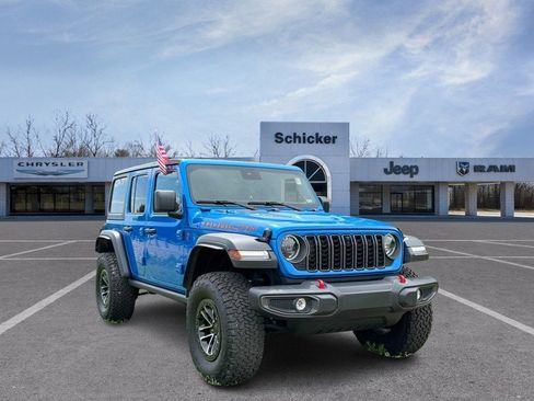 Used 2025 Jeep Wrangler Unlimited Rubicon w/ XTREMEE 35" Tire Package AWD/4WD image 1