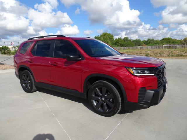 New 2026 Honda Pilot Sport image 3