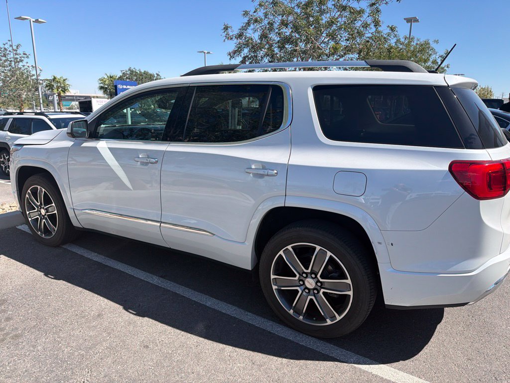 Used 2019 GMC Acadia Denali w/ Technology Package AWD/4WD image 9