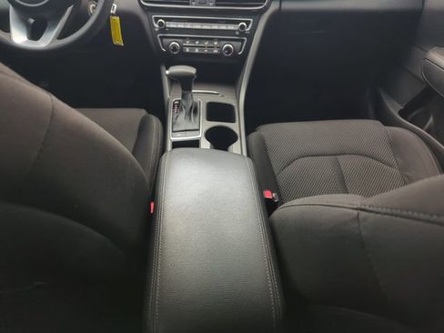 Used 2020 Kia Optima LX FWD image 16