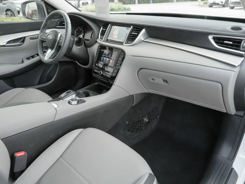 Certified 2023 INFINITI QX50 Sensory w/ Accent Package AWD/4WD image 39