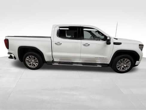 Used 2023 GMC Sierra 1500 Denali image 12