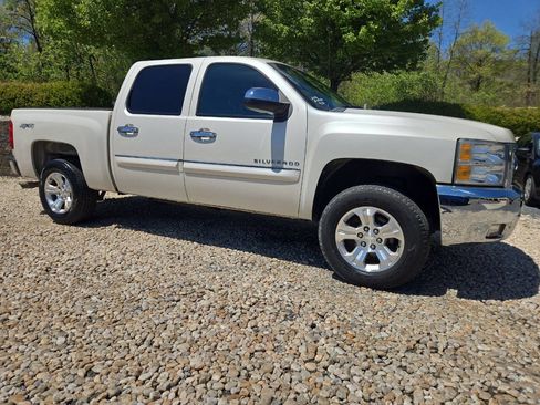 Used 2012 Chevrolet Silverado 1500 LT w/ All-Star Edition AWD/4WD image 9