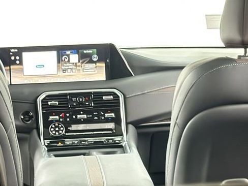 New 2026 Nissan Armada Platinum AWD/4WD image 18