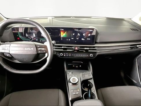 Certified 2026 Kia Sportage LX image 7