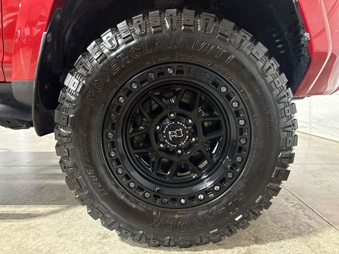 Used 2020 Toyota 4Runner SR5 AWD/4WD image 35