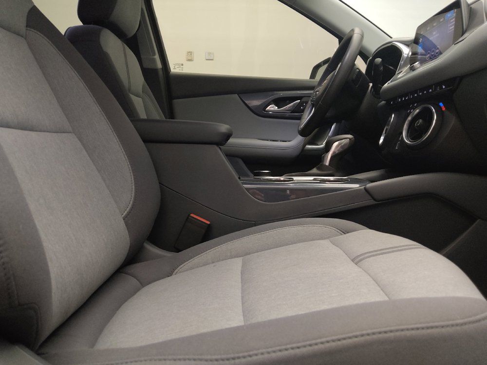 Used 2021 Chevrolet Blazer LT FWD image 21