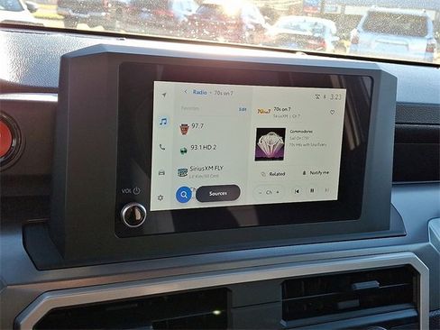 Used 2024 Toyota Tacoma TRD Off-Road image 16