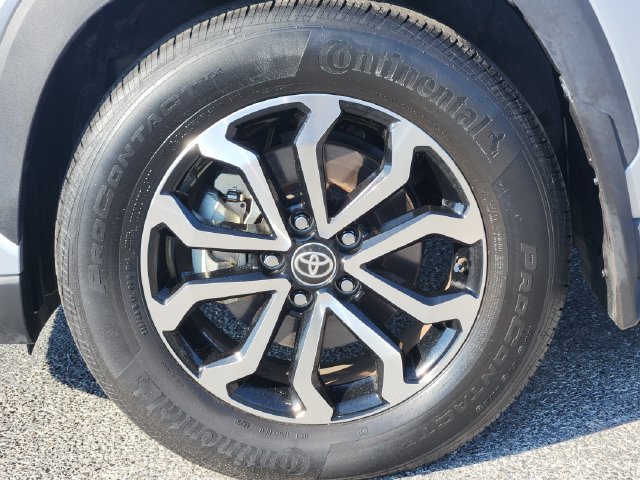 Certified 2024 Toyota Corolla Cross AWD Hybrid image 9