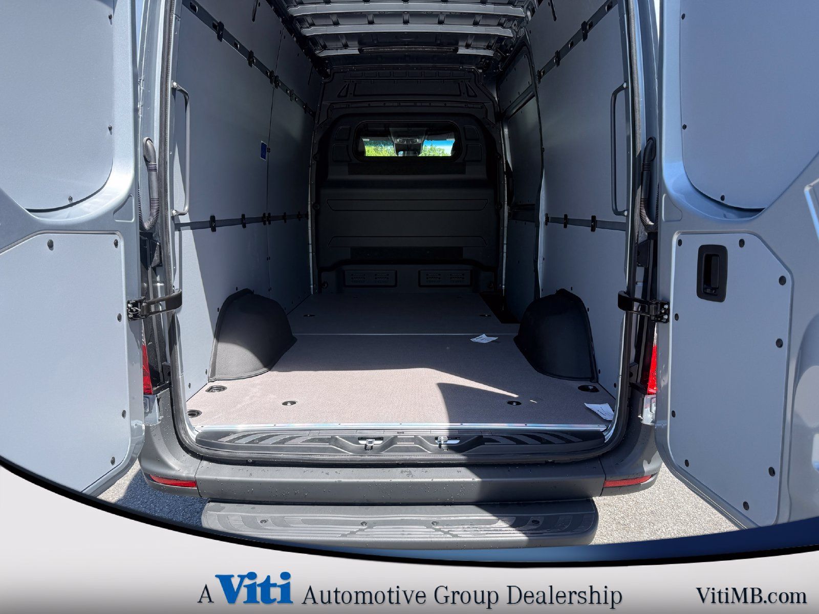 Used 2026 Mercedes-Benz Sprinter 2500 image 17