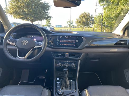 Certified 2023 Volkswagen Taos SEL AWD/4WD image 27