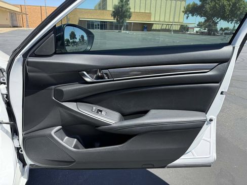 Used 2022 Honda Accord Sport Special Edition image 19