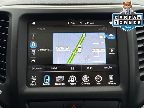 Used 2015 Jeep Cherokee Limited image 22