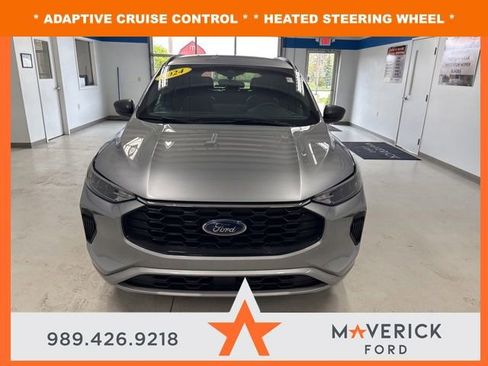 Used 2024 Ford Escape ST-Line w/ Tech Pack #1 AWD/4WD image 2