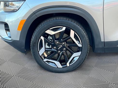 Certified 2024 Kia Seltos SX image 30
