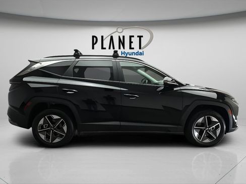 Certified 2025 Hyundai Tucson SEL AWD/4WD image 8