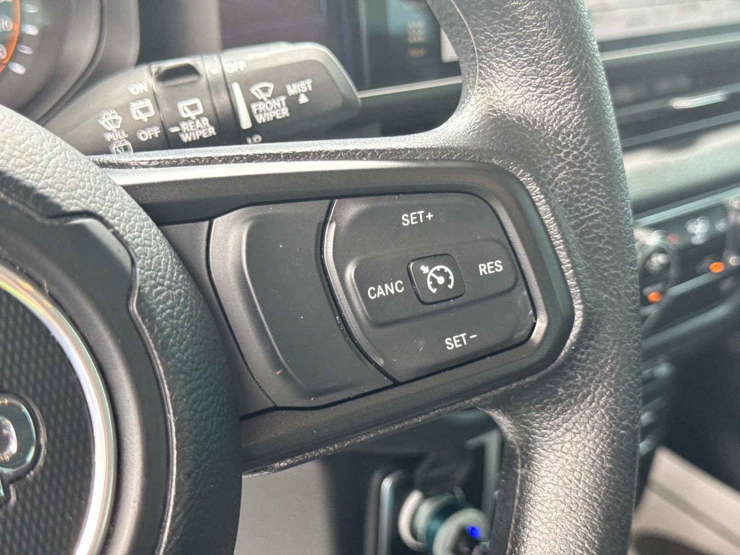 Used 2025 Jeep Wrangler Unlimited Sport AWD/4WD image 29
