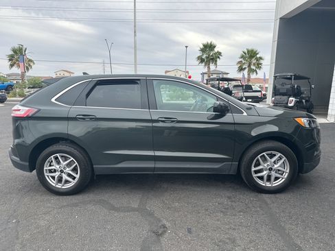 Used 2024 Ford Edge SEL w/ Convenience Package AWD/4WD image 8