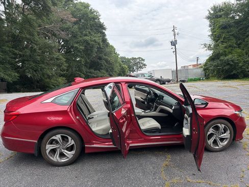 Used 2018 Honda Accord EX-L image 25