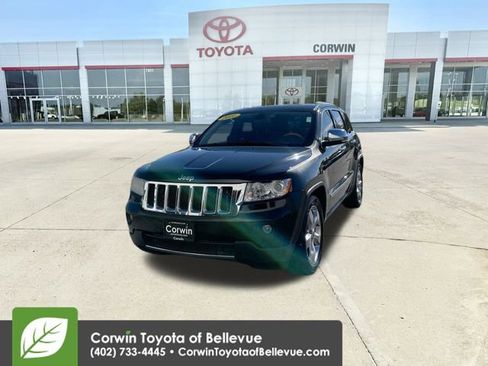 Used 2011 Jeep Grand Cherokee Overland image 4